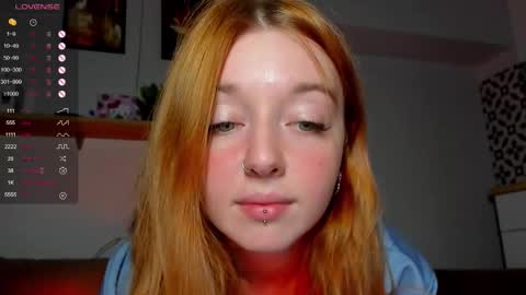 Snapshot of polly_luna chatting on 10-02-25, 09:27 Polly online show from 10-02-25, 09:27