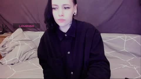 Snapshot of polly_wow chatting on 06-21-26, 08:44 Polly online show from 06-21-26, 08:44