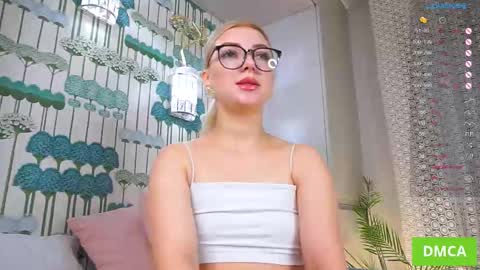 Anna online show from 10-21-25, 06:03