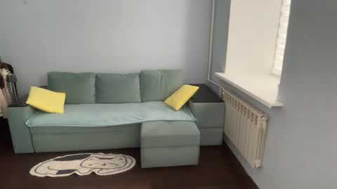 Snapshot of pollyflirt chatting on 05-15-26, 08:32 U can call me Poly online show from 05-15-26, 08:32