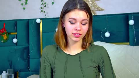 Polly online show from 12-27-24, 01:00