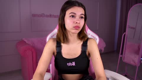 Polly online show from 02-07-25, 07:18