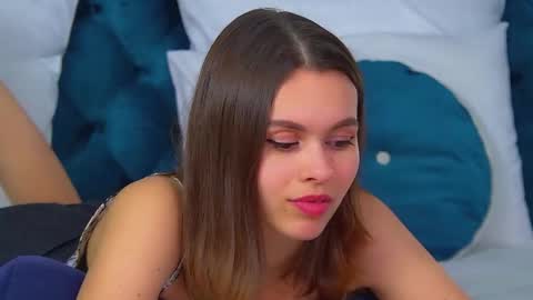 Polly online show from 11-20-25, 06:18