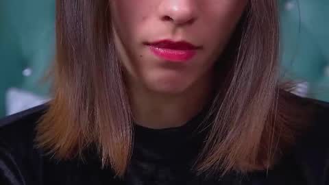 Polly online show from 11-21-25, 07:45