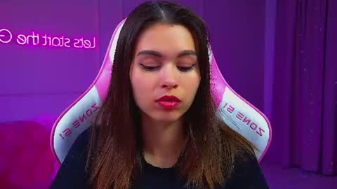 Polly online show from 06-25-26, 07:07