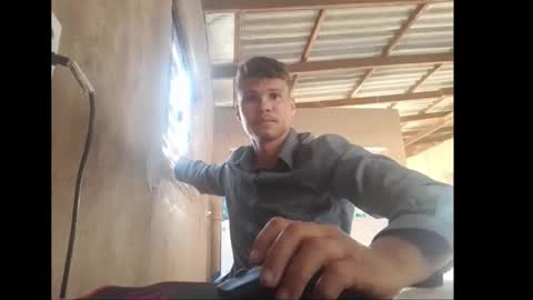 pollyster online show from 12-04-25, 08:17