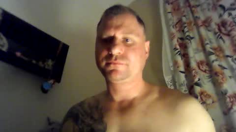 Snapshot of polonista123 chatting on 05-12-26, 10:18 polonista123 online show from 05-12-26, 10:18