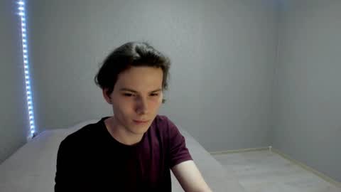 Snapshot of poltermat chatting on 06-13-26, 04:16 Alex online show from 06-13-26, 04:16