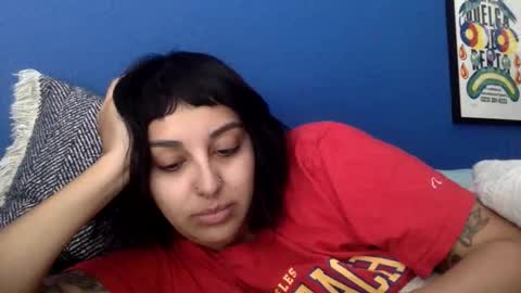 Snapshot of polymamii chatting on 02-10-26, 07:29 polymamii online show from 02-10-26, 07:29