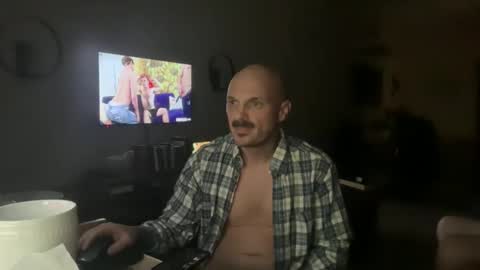 Snapshot of pompous_pirate chatting on 02-14-26, 11:29 Pompous Pirates online show from 02-14-26, 11:29