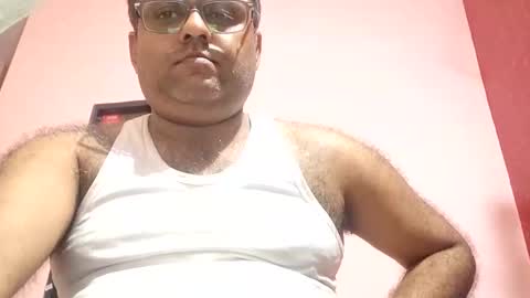 Snapshot of pomyda chatting on 01-12-25, 06:05 pomyda online show from 01-12-25, 06:05