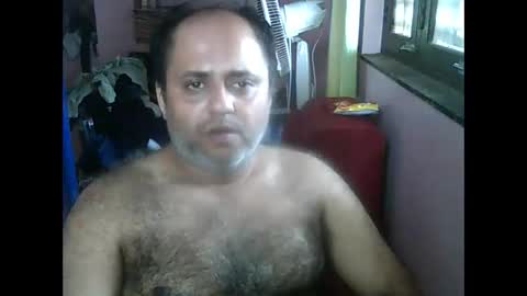 Snapshot of pomyda chatting on 11-22-25, 04:44 pomyda online show from 11-22-25, 04:44