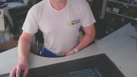 Dave online show from 01-28-25, 02:21