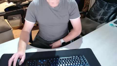 Dave online show from 10-11-25, 05:33