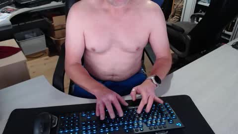 Dave online show from 10-31-25, 04:41