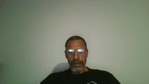 Snapshot of poolguy2496 chatting on 11-26-25, 08:04 poolguy2496 online show from 11-26-25, 08:04