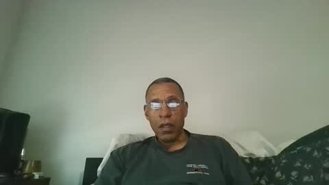 Snapshot of poolguy2496 chatting on 12-15-25, 05:39 poolguy2496 online show from 12-15-25, 05:39