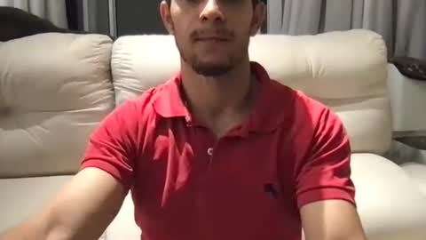 Snapshot of poormanbr chatting on 12-18-25, 01:44 poormanbr online show from 12-18-25, 01:44