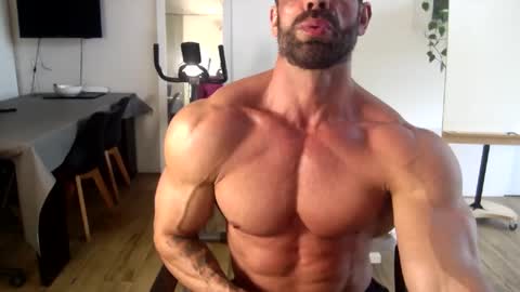 popopo0 online show from 11-19-25, 04:18