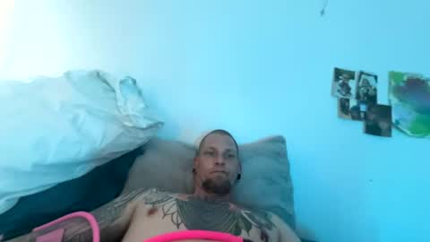Snapshot of poppabee chatting on 07-04-26, 01:06 poppabee online show from 07-04-26, 01:06