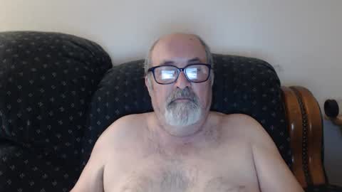 Snapshot of poppi_4u chatting on 02-27-25, 05:34 poppi_4u online show from 02-27-25, 05:34