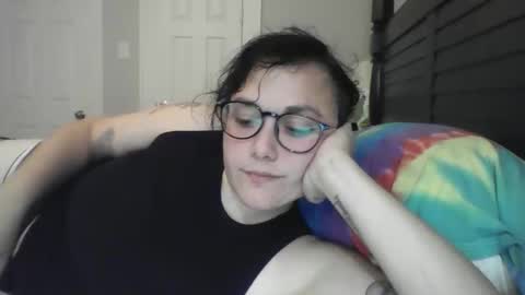 Poppy Stax online show from 10-20-25, 01:39