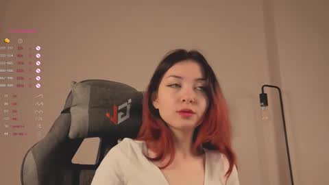 Agnes online show from 10-26-25, 07:42