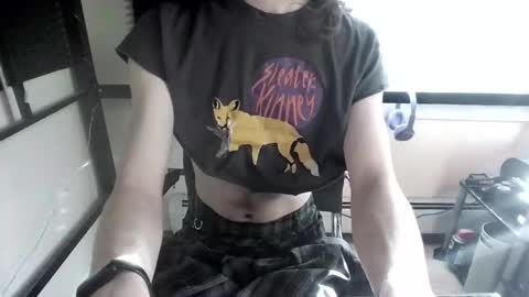 Snapshot of porcelain_tears01 chatting on 11-14-25, 02:05 porcelain_tears01 online show from 11-14-25, 02:05