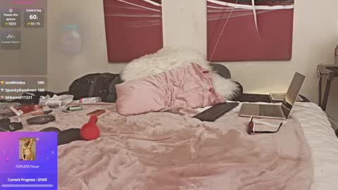 Veronica Ronnie Taylor online show from 01-11-25, 09:36