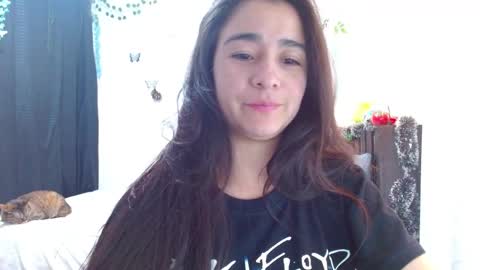 porcelainlux online show from 01-01-25, 12:53