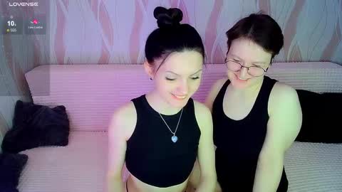 Ana and Tati online show from 02-20-25, 10:48