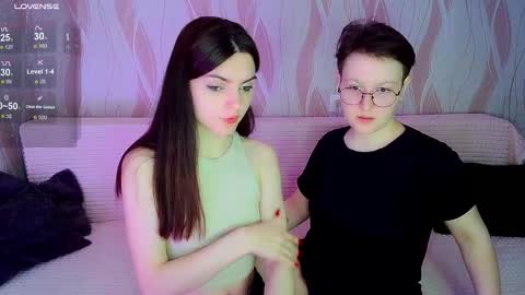 Ana and Tati online show from 11-24-25, 07:46