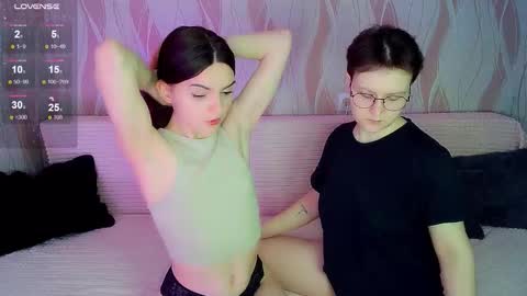 Ana and Tati online show from 12-16-25, 09:20