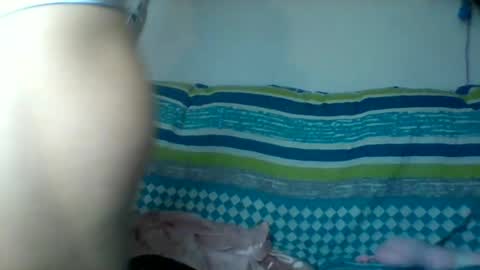 Snapshot of porteslaura21 chatting on 10-22-25, 06:24 Catalaska online show from 10-22-25, 06:24