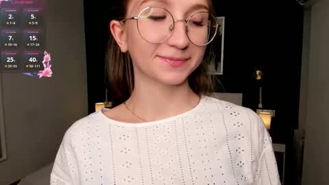 Elizabeth online show from 09-24-25, 07:28