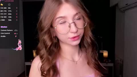 Elizabeth online show from 02-12-26, 07:20