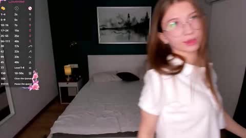 Elizabeth online show from 03-04-26, 07:53