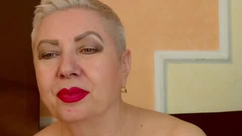 Snapshot of posh_lady chatting on 07-10-26, 09:39 LADY POSH online show from 07-10-26, 09:39