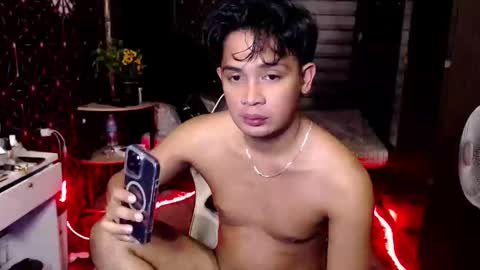 Snapshot of posiedon_cums chatting on 02-09-26, 05:39 VEeeAsian online show from 02-09-26, 05:39