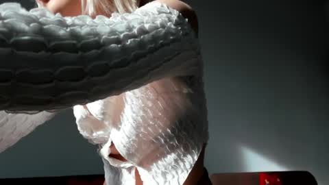 Snapshot of positivevibess chatting on 01-07-25, 09:50 positivevibess online show from 01-07-25, 09:50