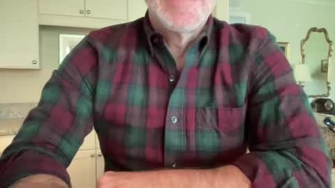Snapshot of post01card chatting on 01-12-25, 05:11 Post online show from 01-12-25, 05:11