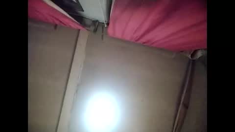 Snapshot of potro770723 chatting on 11-21-25, 04:00 Potro770723 online show from 11-21-25, 04:00