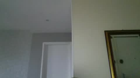 Snapshot of pourquoi_toi chatting on 09-09-25, 06:46 pourquoi_toi online show from 09-09-25, 06:46