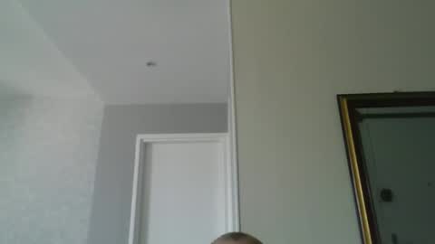 Snapshot of pourquoi_toi chatting on 09-12-25, 07:30 pourquoi_toi online show from 09-12-25, 07:30