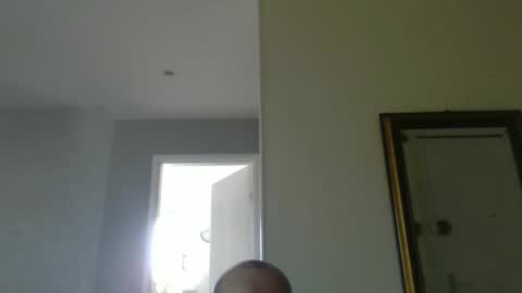 Snapshot of pourquoi_toi chatting on 09-18-25, 09:11 pourquoi_toi online show from 09-18-25, 09:11