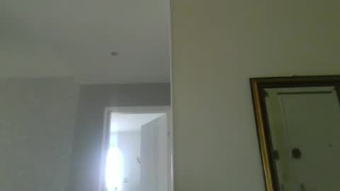 Snapshot of pourquoi_toi chatting on 09-23-25, 09:34 pourquoi_toi online show from 09-23-25, 09:34