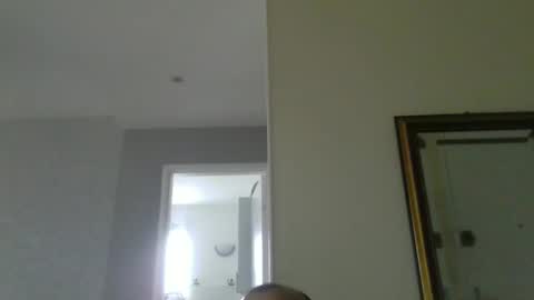 Snapshot of pourquoi_toi chatting on 09-26-25, 09:46 pourquoi_toi online show from 09-26-25, 09:46