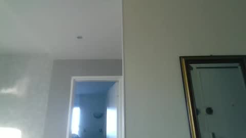 Snapshot of pourquoi_toi chatting on 09-28-25, 06:19 pourquoi_toi online show from 09-28-25, 06:19