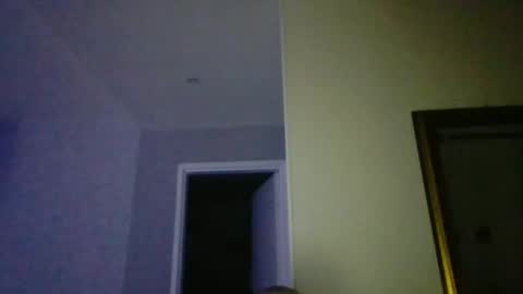 Snapshot of pourquoi_toi chatting on 10-03-25, 05:54 pourquoi_toi online show from 10-03-25, 05:54