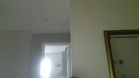 Snapshot of pourquoi_toi chatting on 10-14-25, 08:59 pourquoi_toi online show from 10-14-25, 08:59